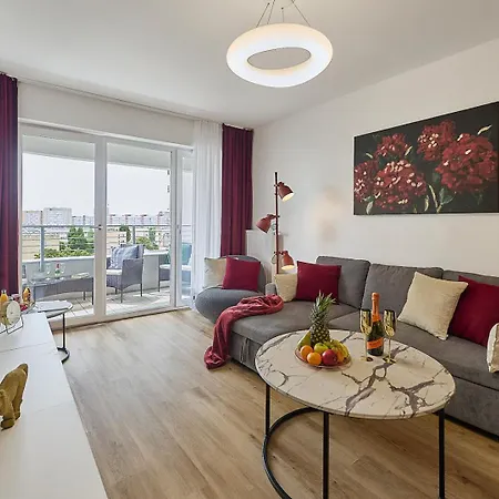 Golden Hour Apartments- Sun Tower 39 *